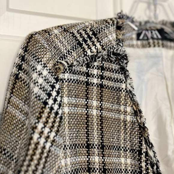 ZARA Tweed Frayed Plaid Blazer Cropped XS - Picture 7 of 16